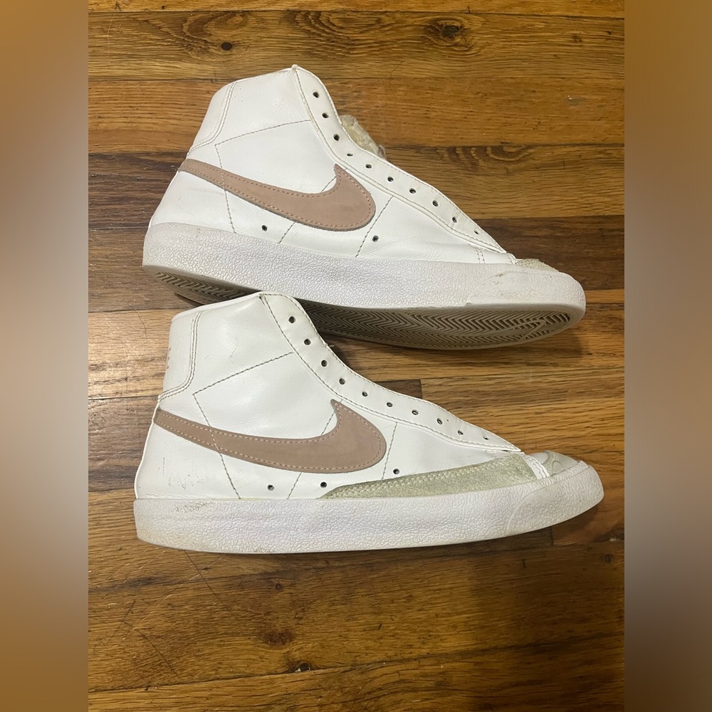 Pink Nike Blazers (NO SHOE LACES)